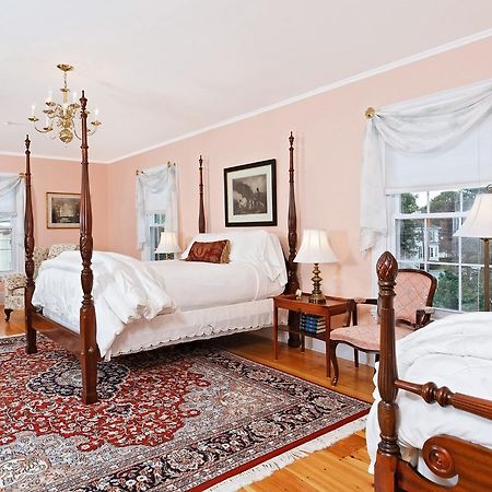 Kennebec Inn Бат Экстерьер фото